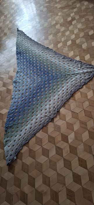 Chusta szydełkowa wzór wirus