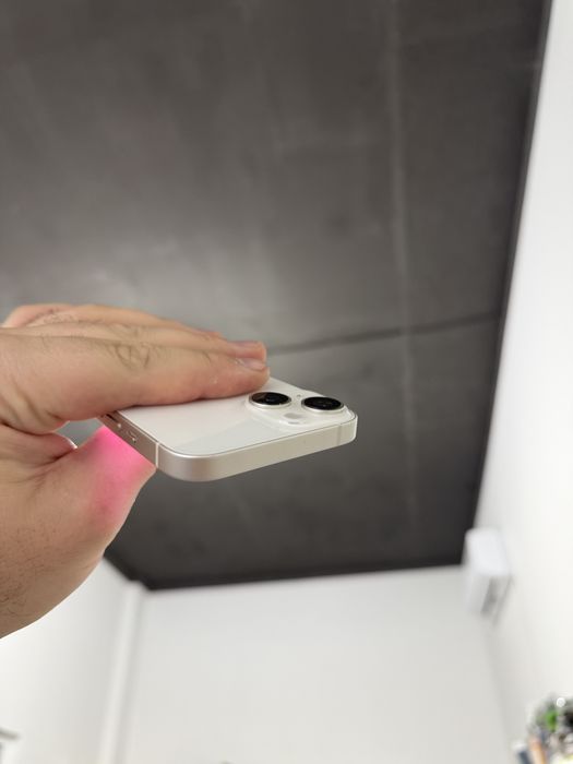 Apple iphone 14 128 gb Neverlock білий 98%