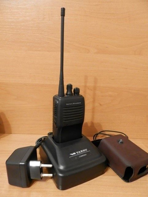 Радіостанція Vertex Standard VX-160U