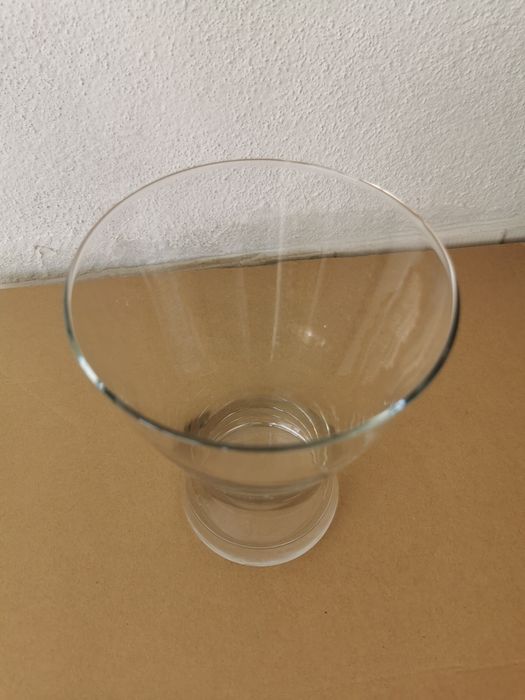 Jarra Vidro    -