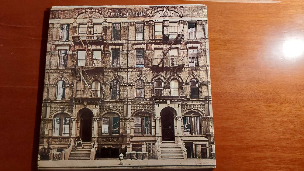Led Zeppelin – Physical Graffiti (2LP) Edição Portugal / Swan Song