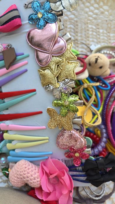 Прикраси для волосся