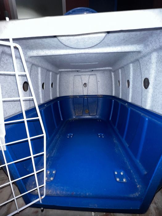 Caixa transportadora para cães