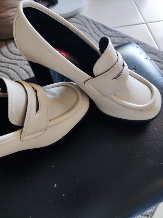 Sapato compesado Beje-BATA