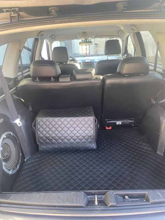 Продам сімейний автомобіль “ Citroën C-Crosser” 2008