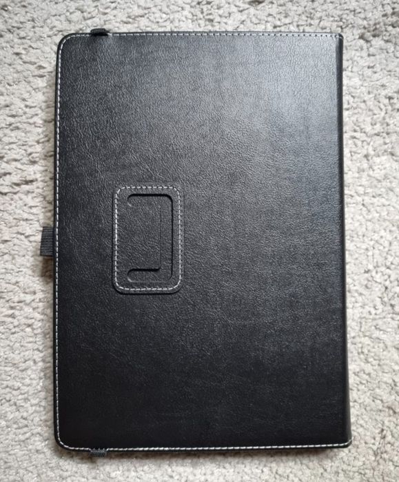 Uniwersalne etui książkowe na tablet lub czytnik e-booków
