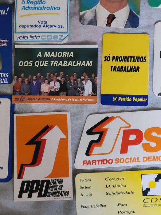 Calendários de Bolso - Tema: Política