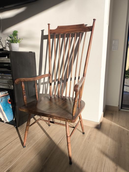 Cadeira antiga Windsor