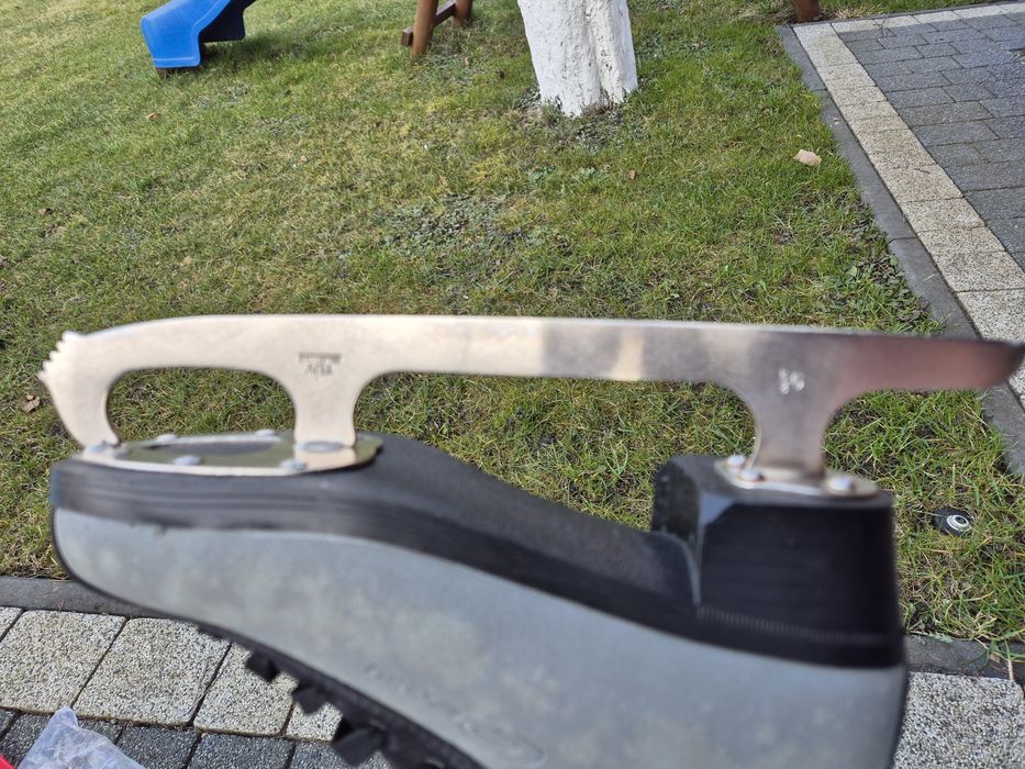 Łyżwy figurowe Spokey rozm. 39