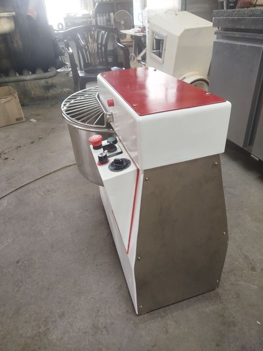 Професійний тістоміс 55лтр.