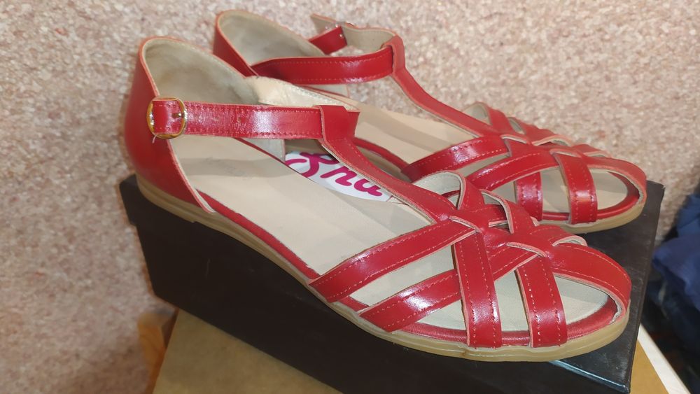 Босоніжки  жіночі