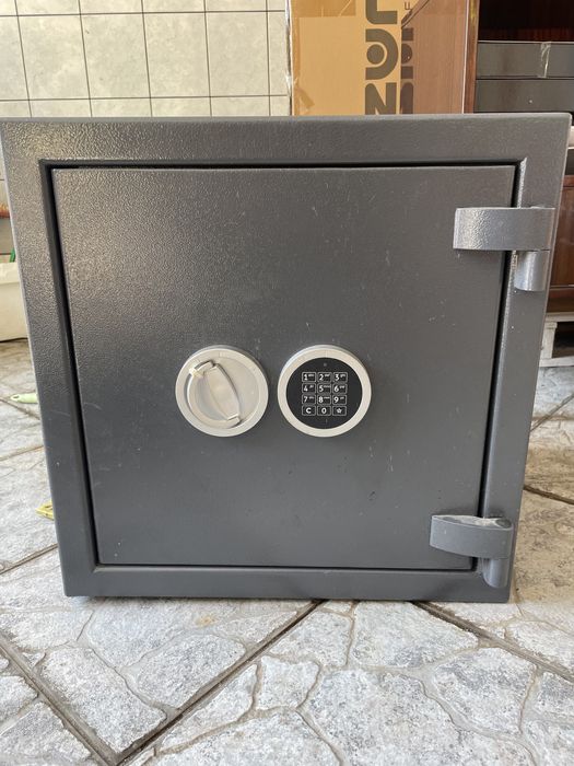 Nowy sejf pancerny