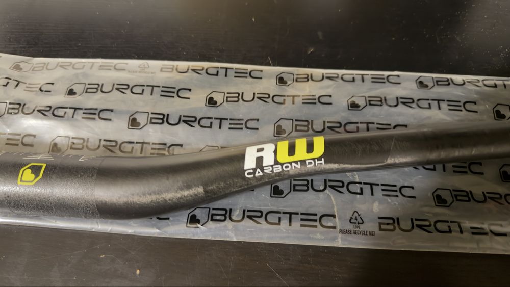 Guador BURGTEC RW DH Carbon