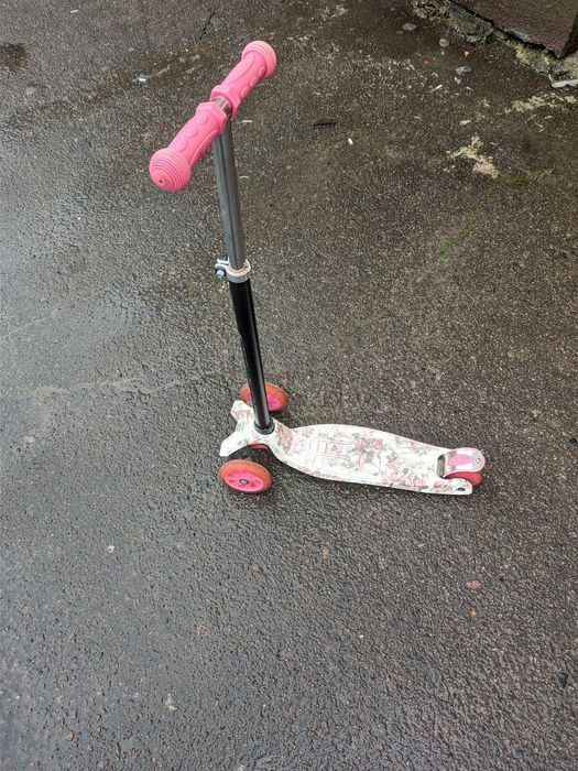 Самокат дитячий для дівчинки Best Scooter