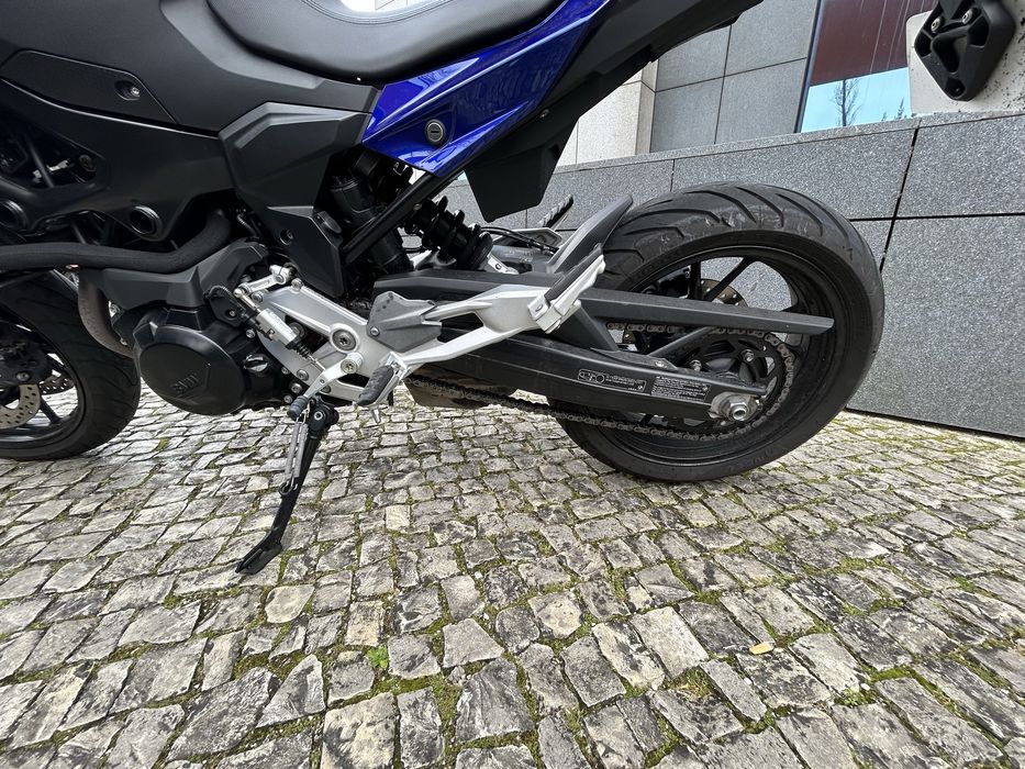 Mota BMW F 900 R — 2021