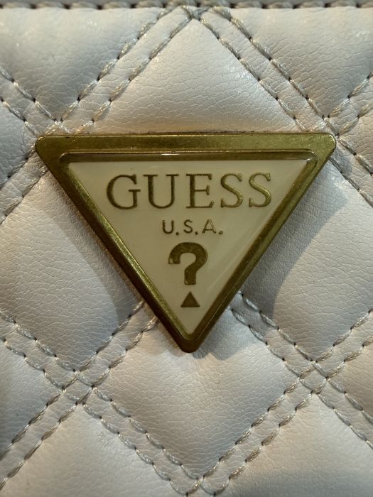 Сумочка Guess GIULLY