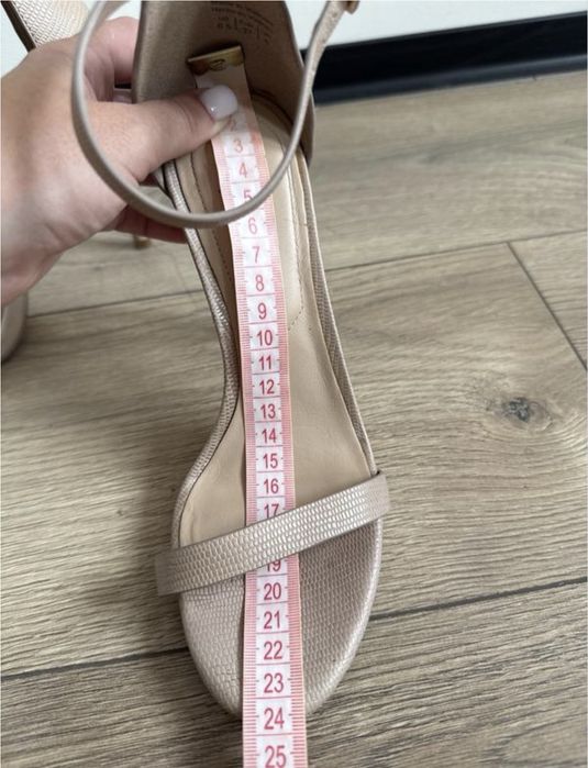 Босоніжки на шпильці Aldo
