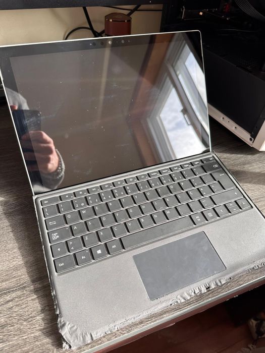 Microsoft Surface 7 Pro