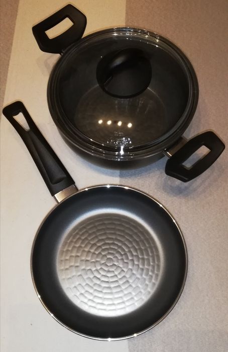 Panela e Caçarola (ou Tachos) com tampas de vidro Pyrex. Marca Celar.