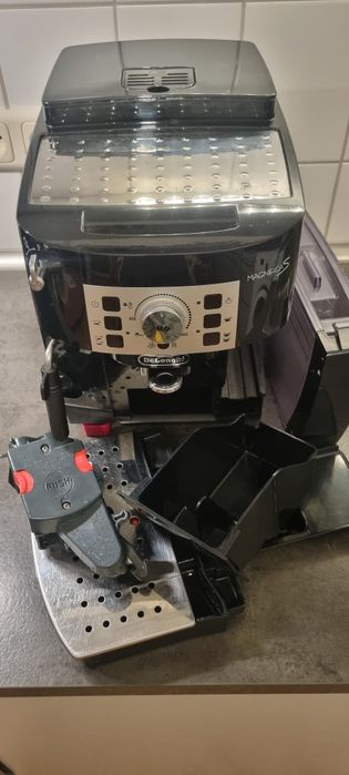 Delonghi Magnifica S