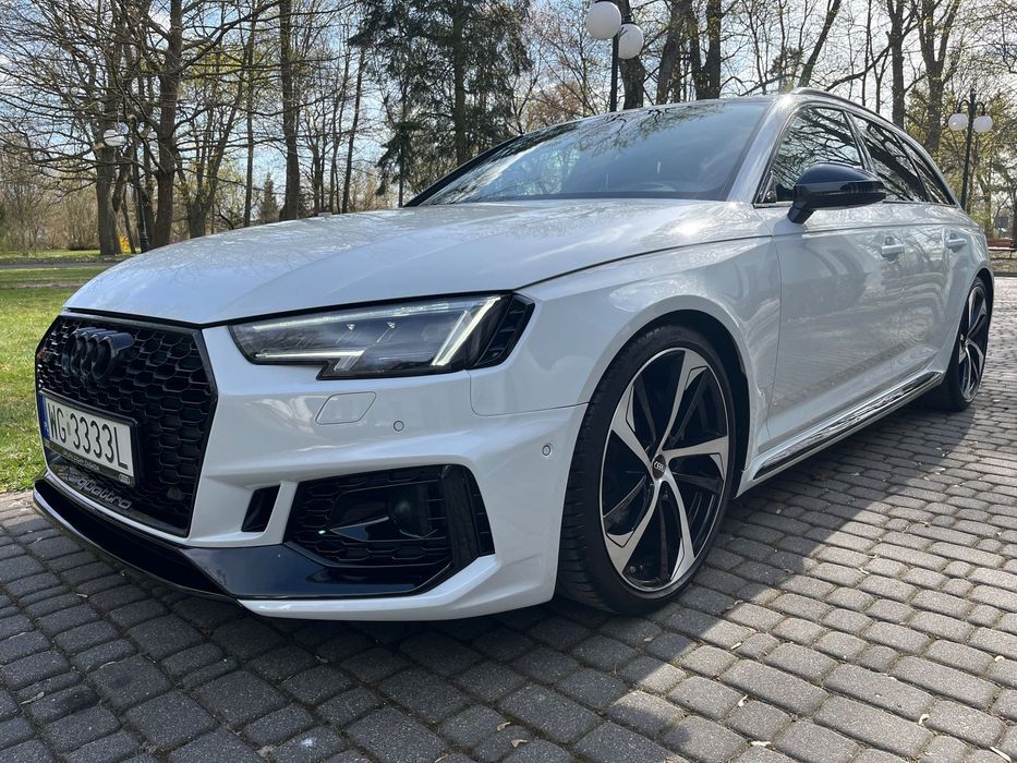 Audi RS4 Avant Auto w Stanie Perfekcyjnym !!!