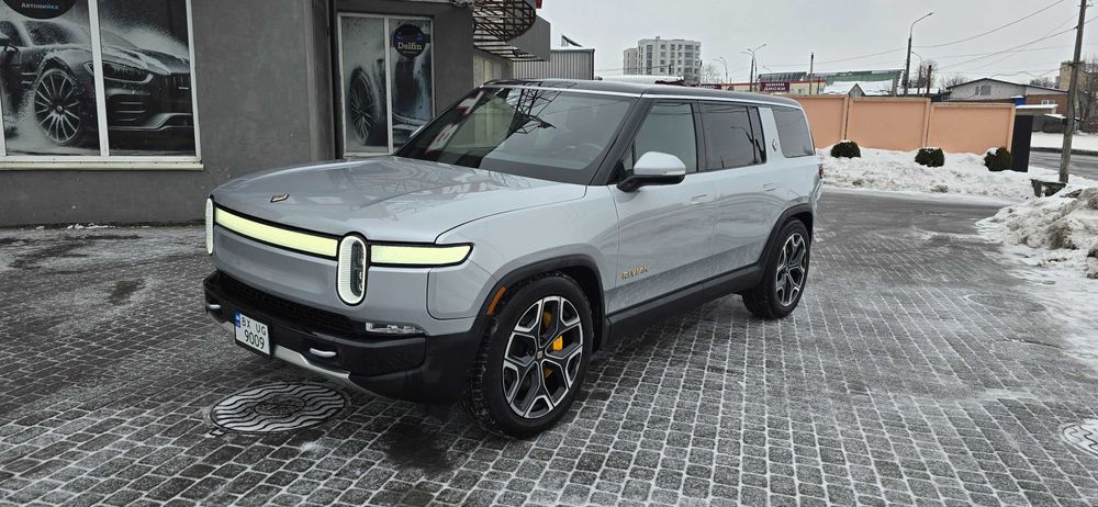 Продам Rivian R1S