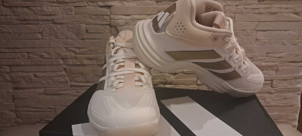 Buty adidas nowe rozmiar 37