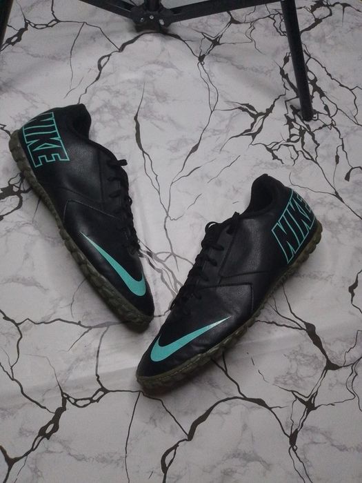 Футзалки nike bomba II