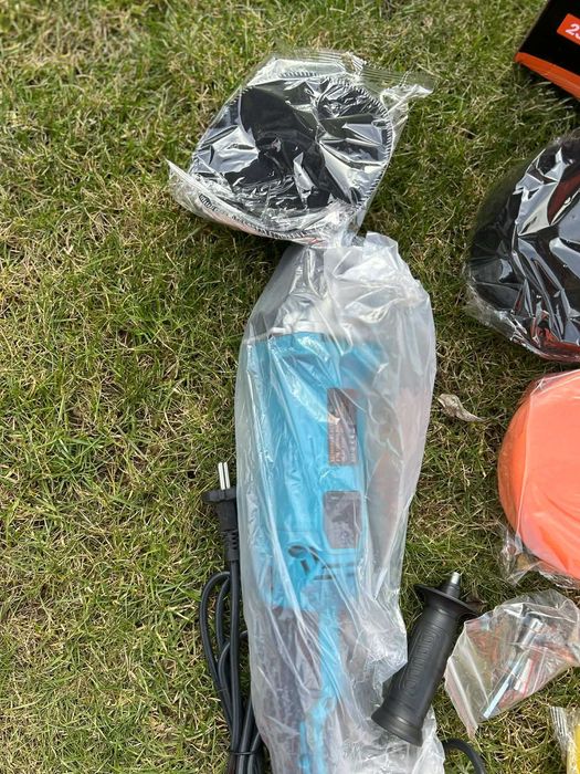 ZESTAW Polerka Samochodowa 2600W + Pady Polerskie GRATIS NOWE MOCNA