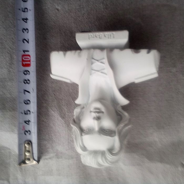 Красивая статуэтка аниме из киносериала бюст Lila Bard.Европа.

1 750