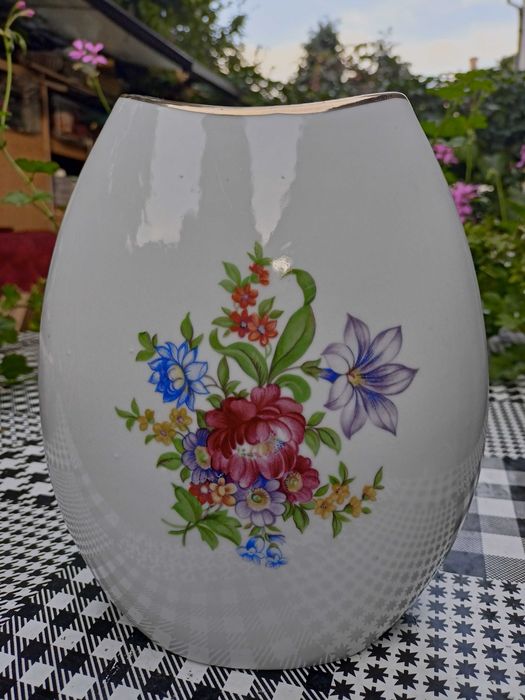 Wazon porcelanowy Chodzież
