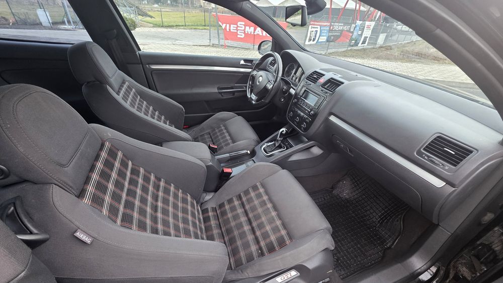 Golf 5 GTI !! 2.0 turbo 200 koni.  Długie opłaty!!