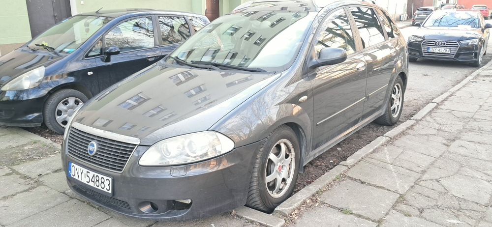 Fiat Croma 1.9 150KM Rok2005