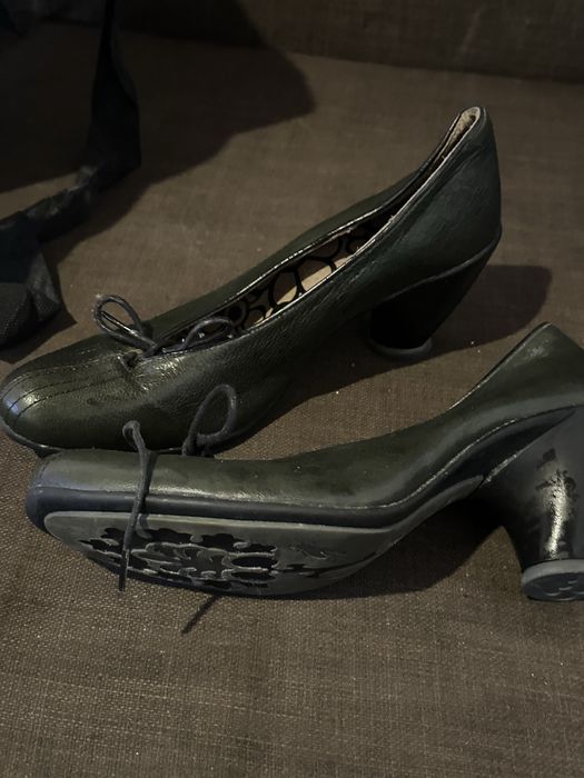 Sapatos Fly London verde azeitona