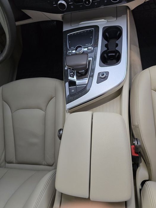 Ауди Q7/Audi Q7 (от хозяина)