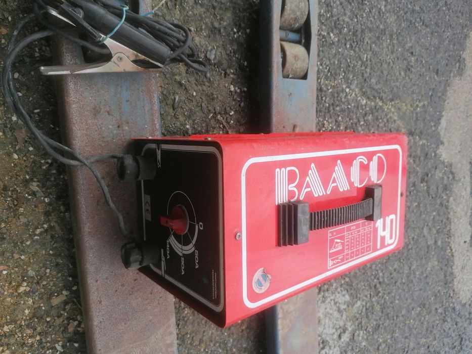 Máquina de soldar BAACO 140