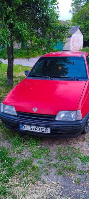 Продам Opel Kadett 1.3