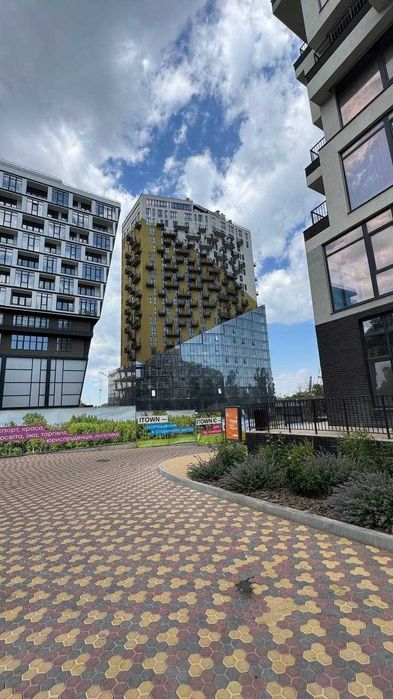 Паркинг Айтаун Itown дом  С А Софиевская