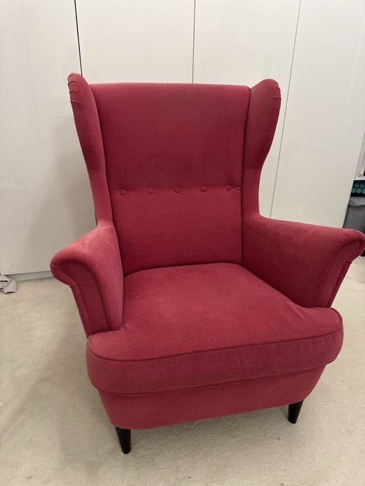 Fotel uszak IKEA ROZOWY