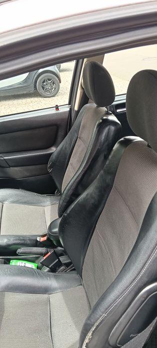 Carro Opel Astra