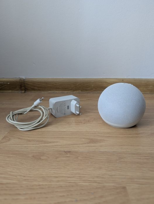 Tania jak nowy głośnik ai Amazon dot echo 4 z wyświetlaczem