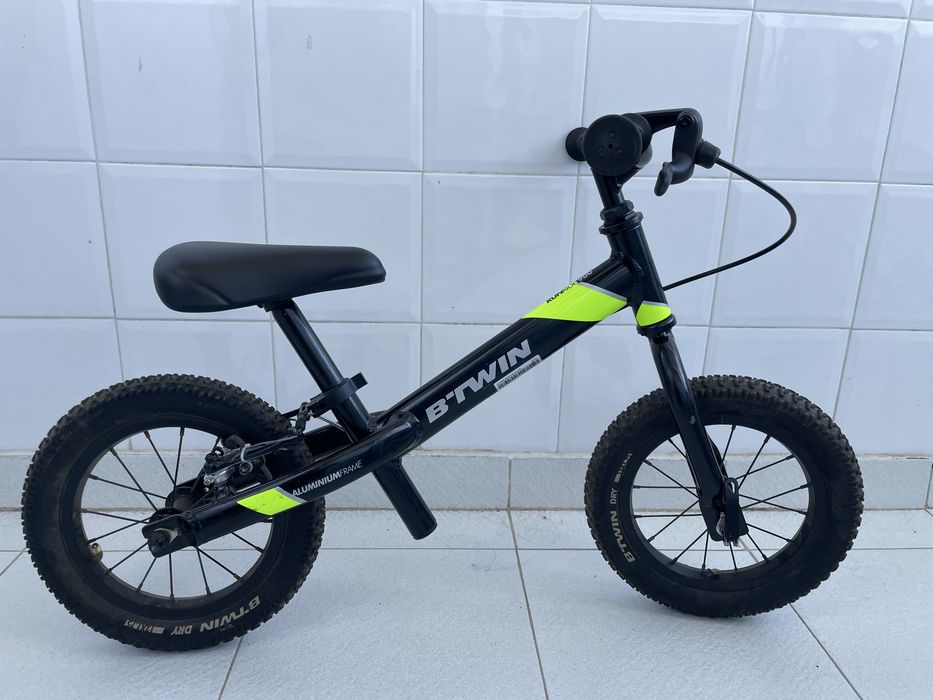 Bicicleta de equilibrio crianca btwin RUNRIDE 900