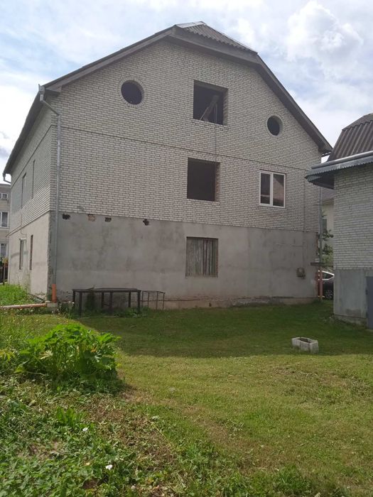 Особняк, хата, власне житло