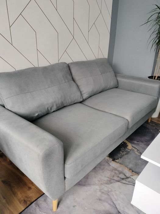 Szara sofa kanapa nie rozkładana