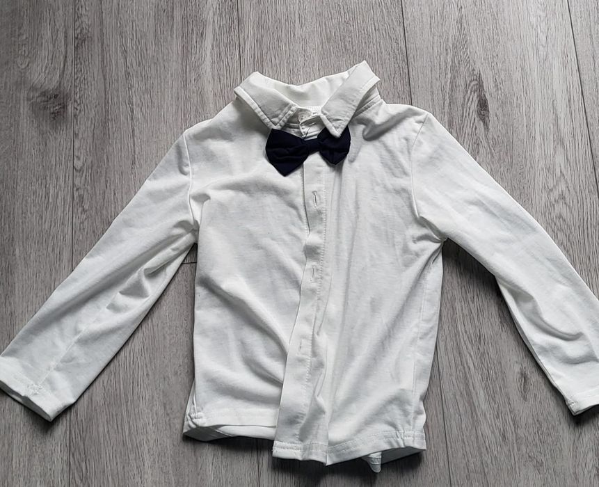 Komplet marynarka, koszula i spodnie