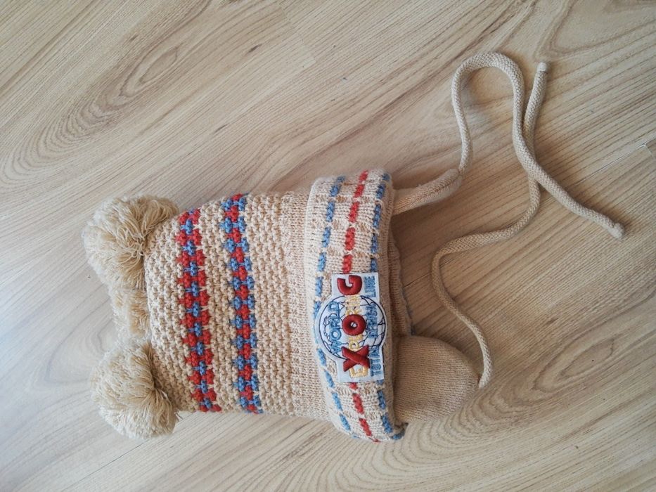 Stan idealny zimowa czapka dla chłopca , bardzo dobry skład