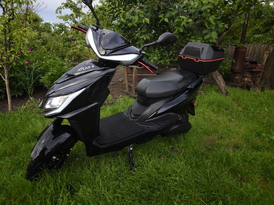 Електроскутер Atlas 1800wt