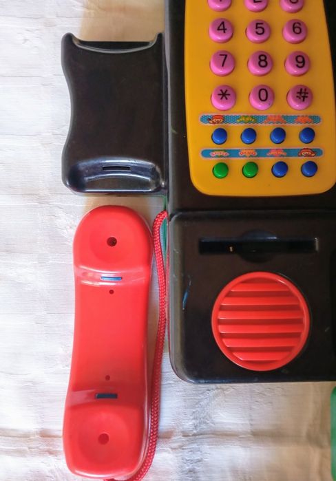 Telefone público de brincar anos 70/80.