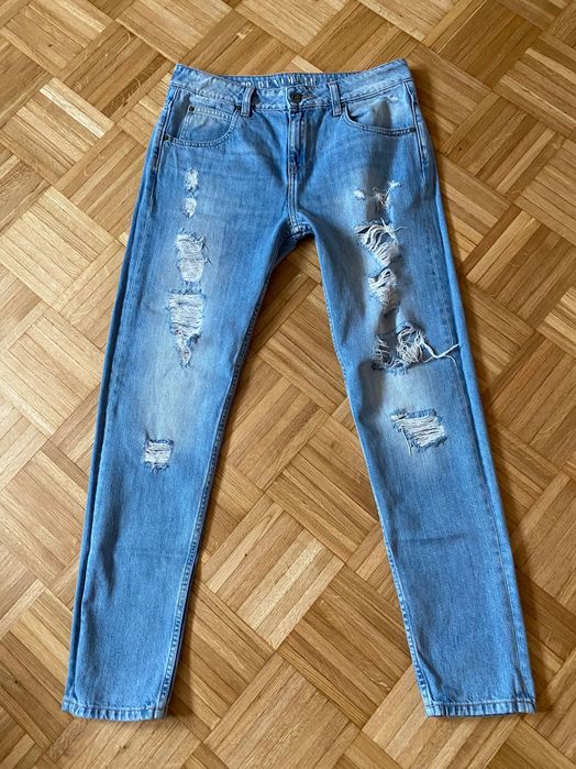 Spodnie jeansowe boyfriend’y Falabella