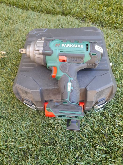 Parkise , maquina impacto